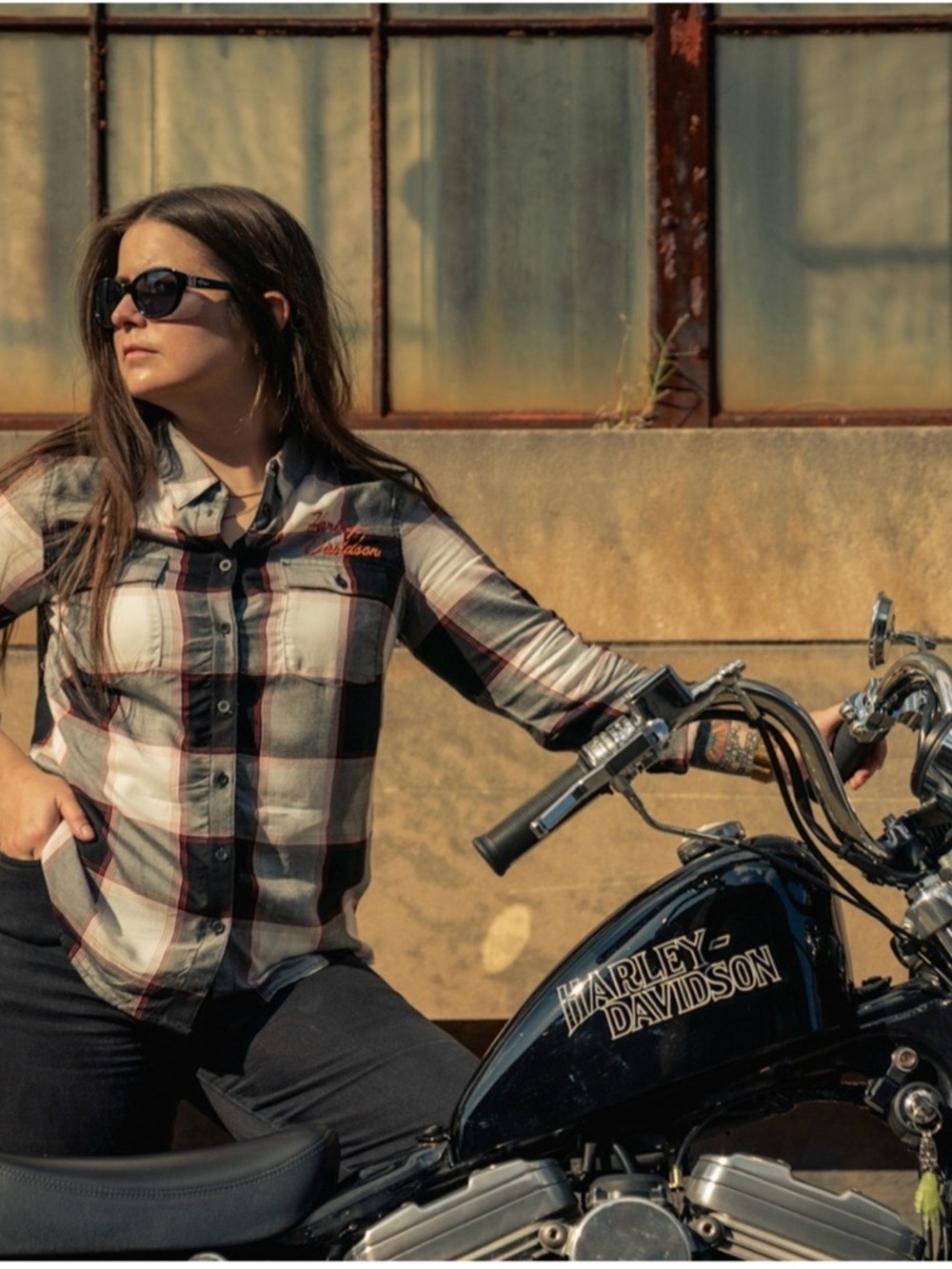 Harley-Davidson Classic Logo Women’s Plaid Shirt Size Medium Embroidery